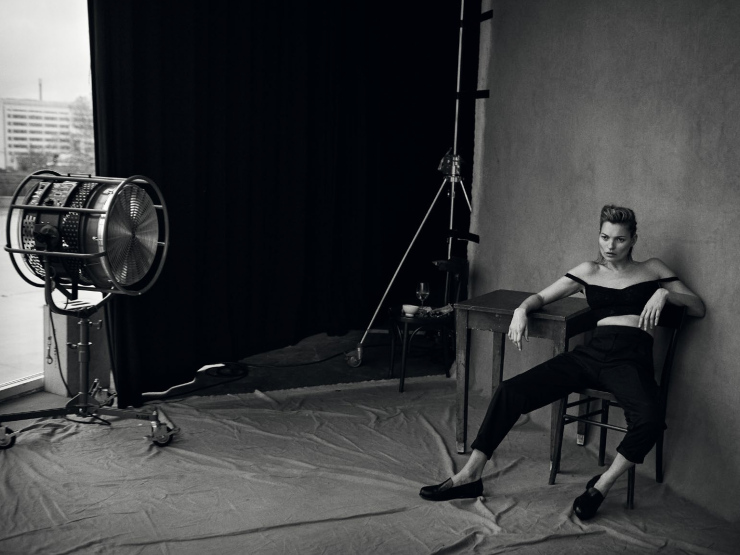 kate-moss-by-peter-lindbergh-for-vogue-italia-january-2015-5