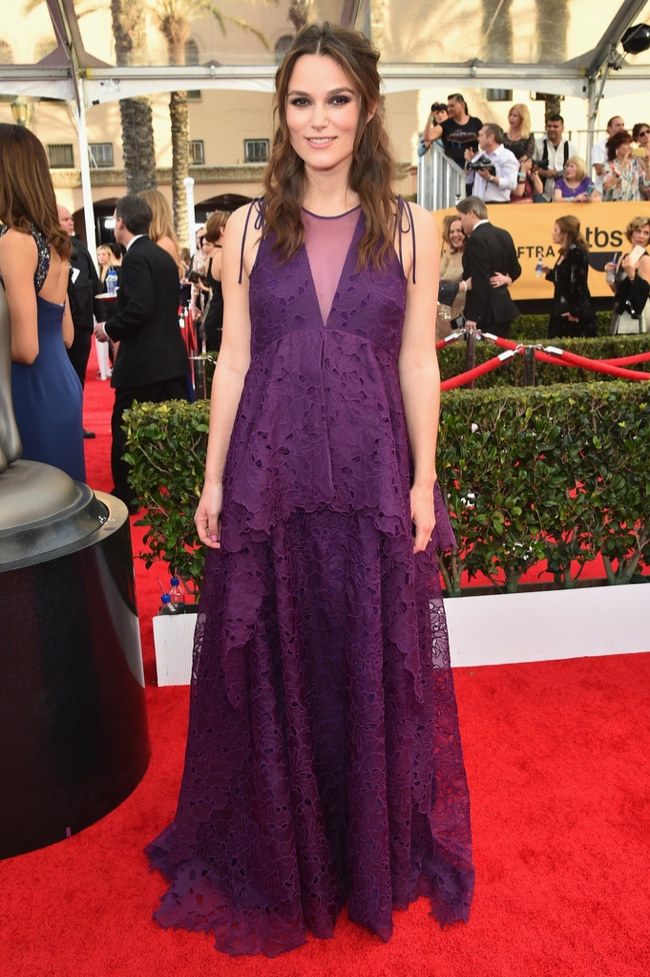 keira-knightley-erdem-purple-dress-sag-awards-2015