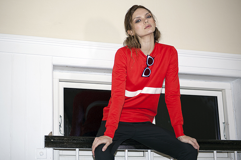 Top: Wood Wood, Pants: Wood Wood, Sunglasses: Fendi, Shoes: Monki 