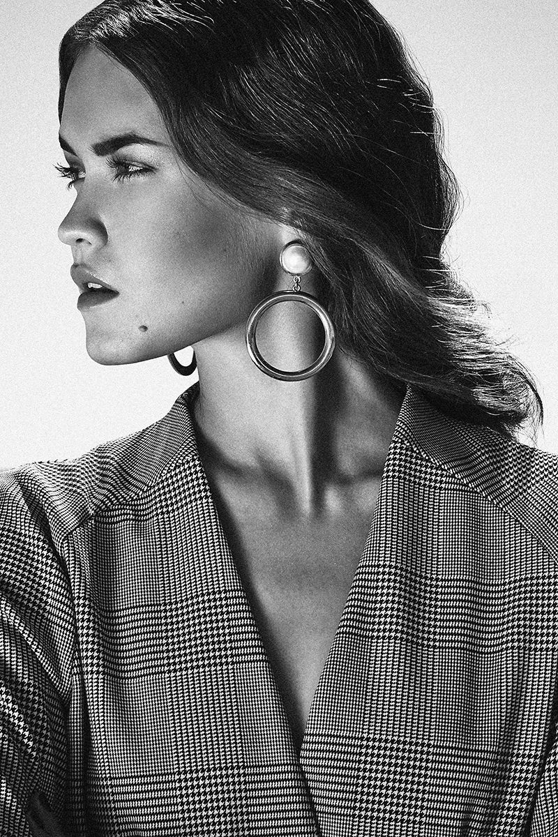 Jacket: Burberry, Earrings: H&M