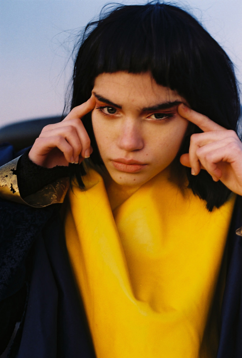 Oversized Jacket: Nasif, Top: Saralegui, Bracelets: Cruda