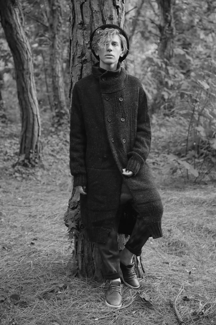 Long wool sweater - Checked shirt - TwoSeventeen Pants - stylist's own Hat - vintage