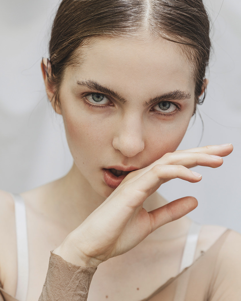 Nude_dariuslucaciu_1_1050x750ppi_mini