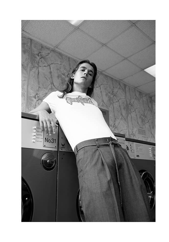 Tshirt Emily Sanders, pants Martine Rose.