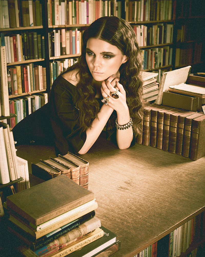 Dress – Annie P. Bracelet – Stella & Dot Rings – Susa Beck