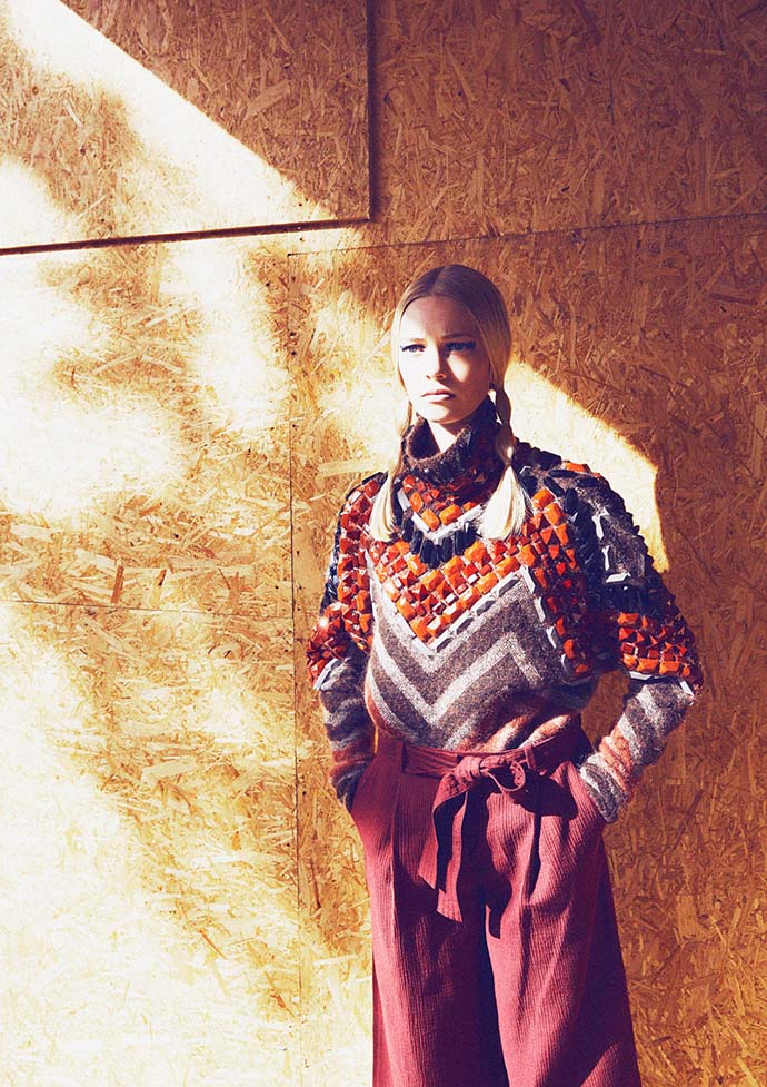 embroidered Pullover: H&M Studio Collection, Culotte: COS