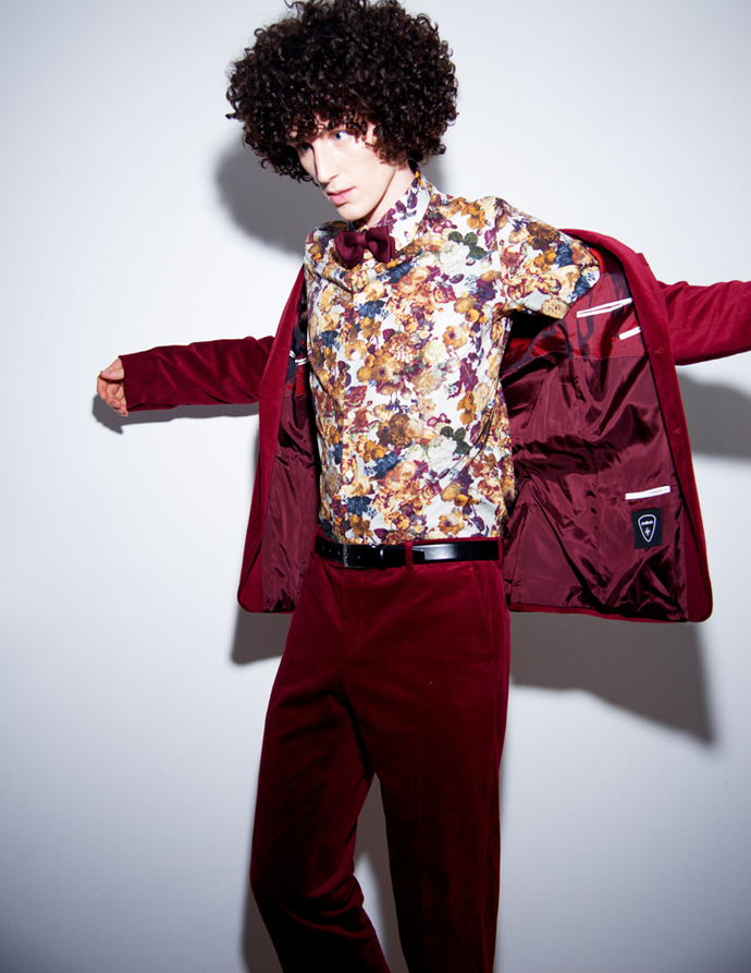 suit: Strellson - shirt: Scotch&Soda - bow tie: Herr von Eden