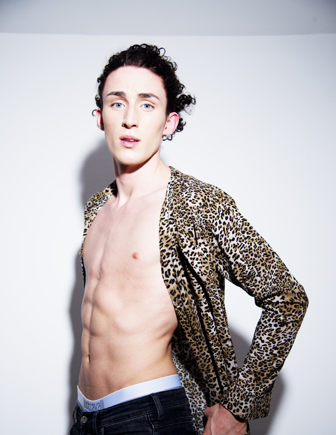 jeans: Levi's - underwear: Just Cavalli - shirt: Reclaimed Vintage