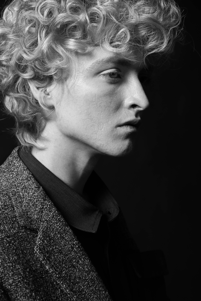 Jacket: Gianni Versace Shirt: Studio Pretzel