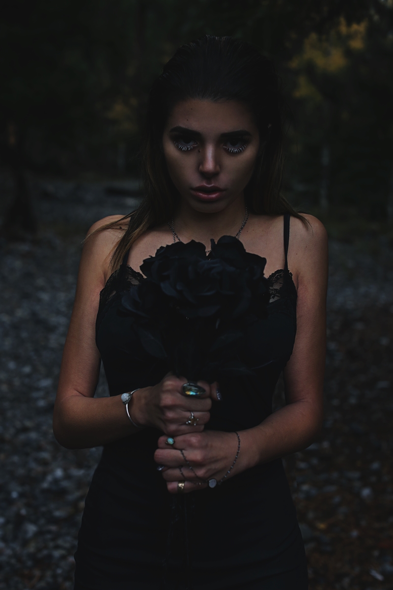 Black Dress: Lovers + Friends Jewelry: Nikdreamer