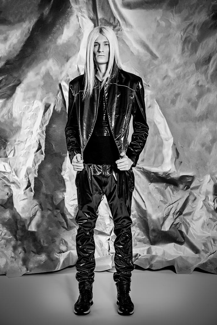 jacket, pants: Jaroslaw Ewert/ Magazyn Wysoki t-shirt: Odio Tees shoes: Kazar