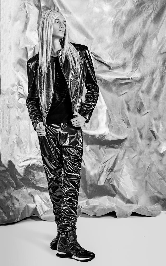 jacket, pants: Jaroslaw Ewert/ Magazyn Wysoki t-shirt: Odio Tees shoes: Kazar