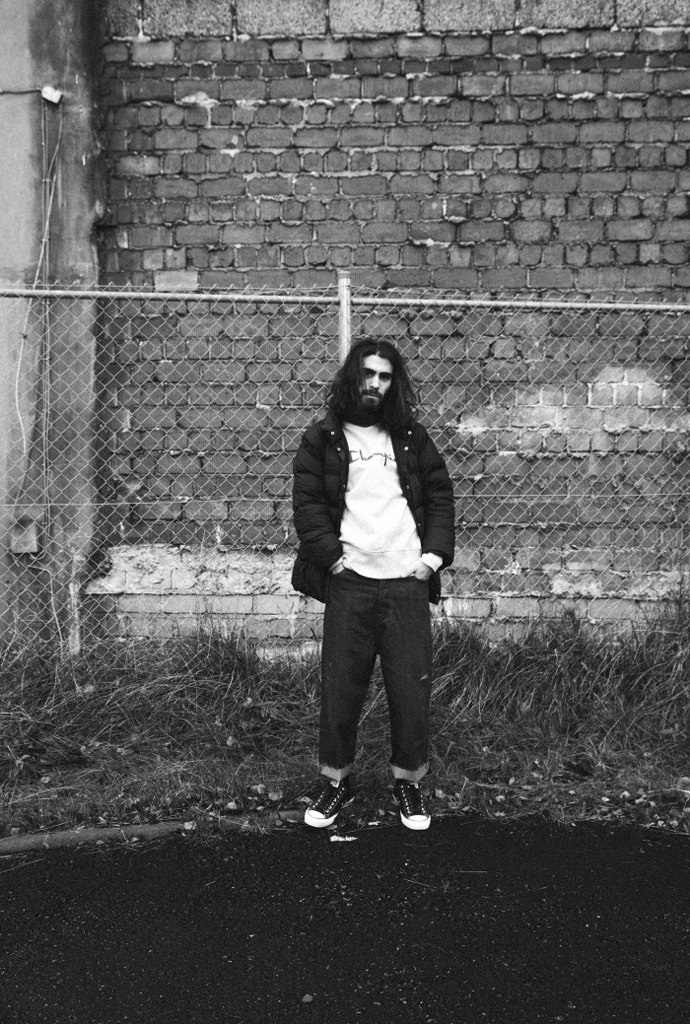 sweater - champion / jeans - asos / shoes - Cons CTAS pro OX / jacket: model´s own