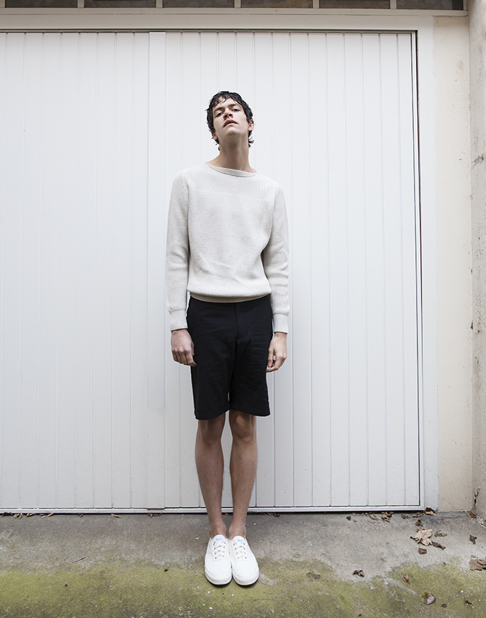 Pullover-Maison Kitsune, Shorts-Misericordia, Sneakers-Maison Kitsune