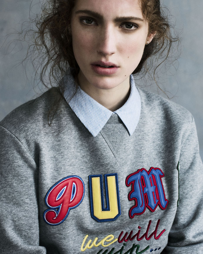 Cotton blouse with thick stripes ADPT, sweater with logo Puma, silver earrings The Boyscouts