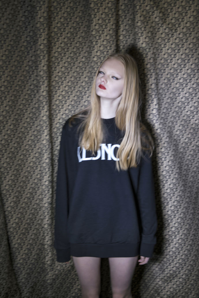 _BOS5873_RED-MC _mini