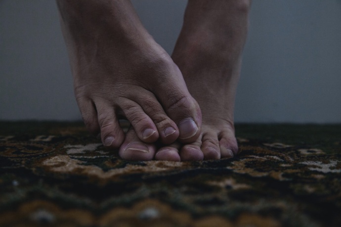 2016_TARONA_FOAMTALENT2016_ONEFRAMEINATIME_FEET