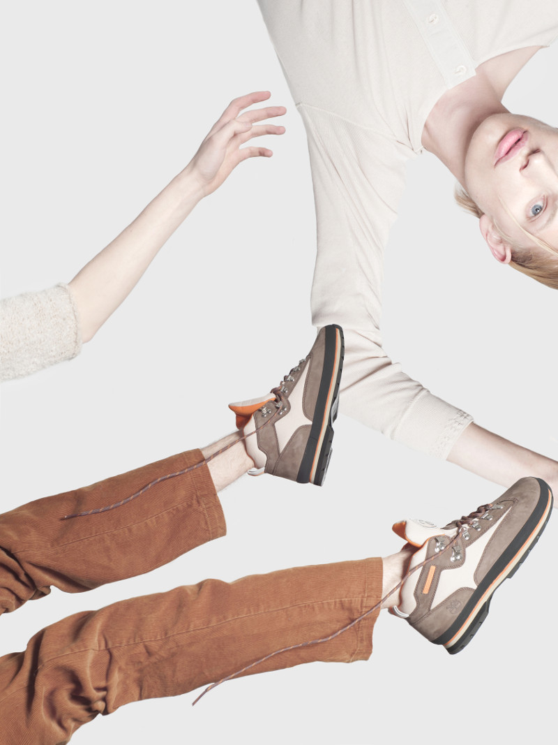 Jacob right: shirt with knots, Black Rabbit, Simon legs: ribbed trouser, Dockers, shoes, Timberland x Stüssy Simon arm right: wool sweater, Karen Millen