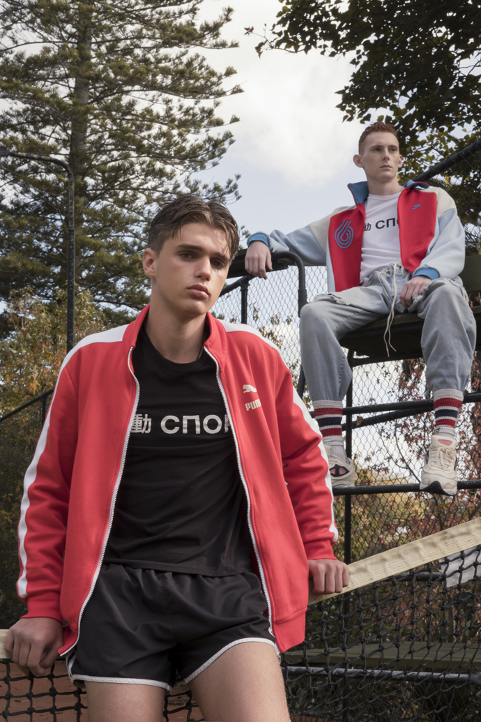 Left: Jacket: Puma T-shirt: Гоша Рубчинский Shorts: Adidas Right: Jacket: Nike T-shirt: Гоша Рубчинский Pants: Levis Shoes: Adidas X Raf Simons