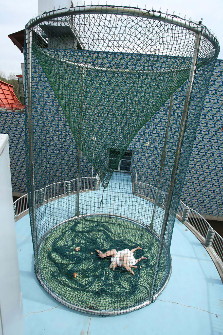 fallen-angel-sculpture-realistic-17