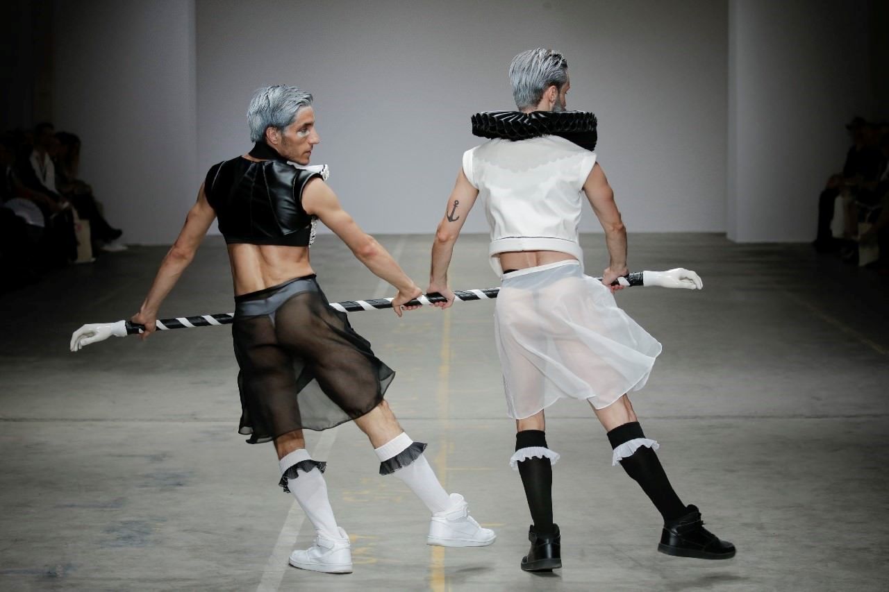 FC16_S1_01_FOLIA_048_1280p_mini