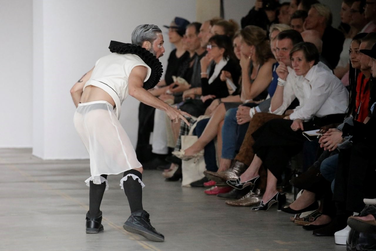 FC16_S1_01_FOLIA_075_1280p_mini