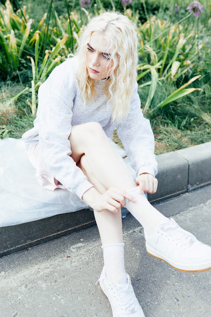 sweatshirt - Sramstore, dress - vintage, snickers - Nike