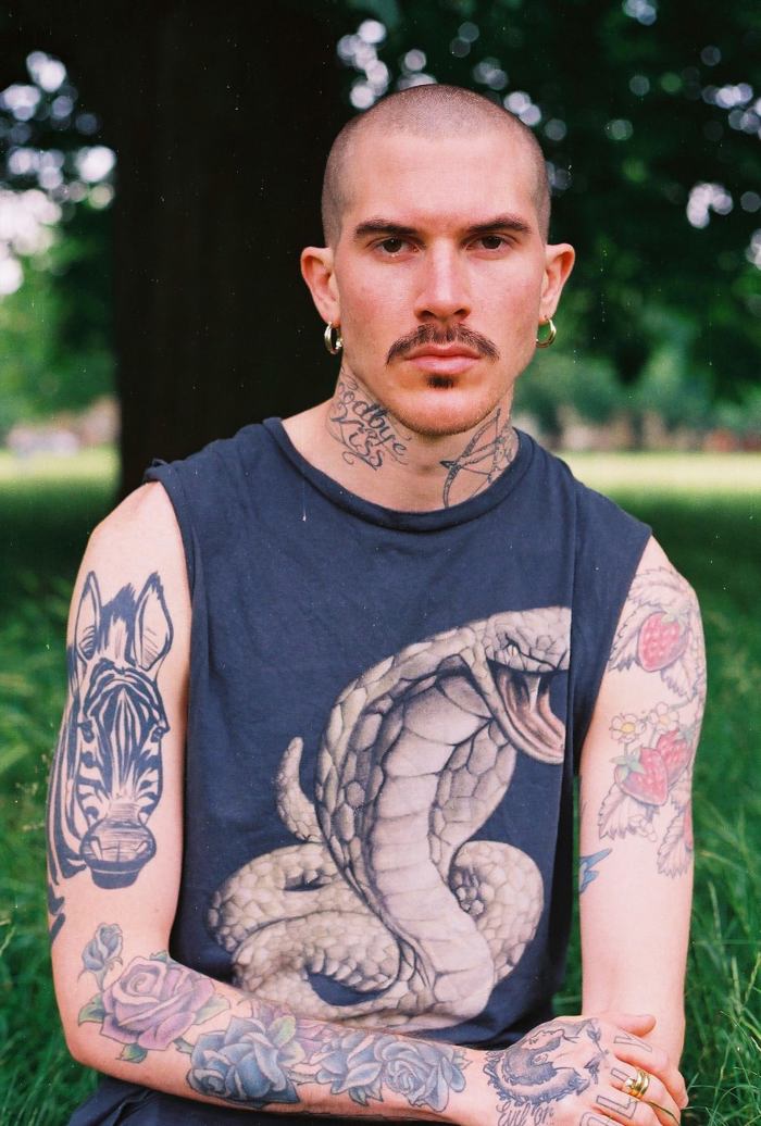 tumblr_o8x36z6vh51qfral5o4_r1_1280_mini