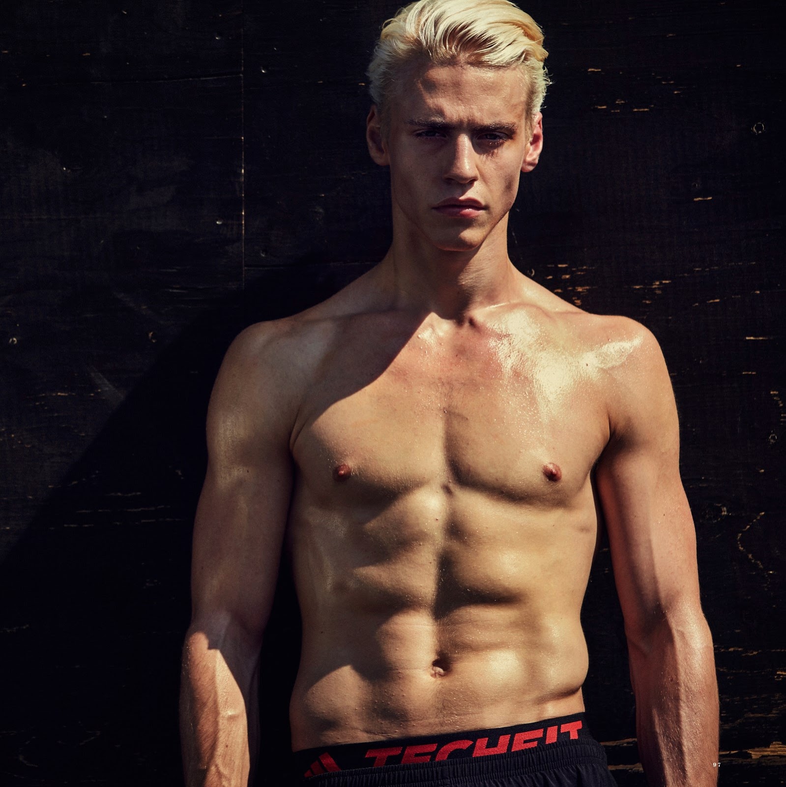 Kult-Homotography-WorkOut-06