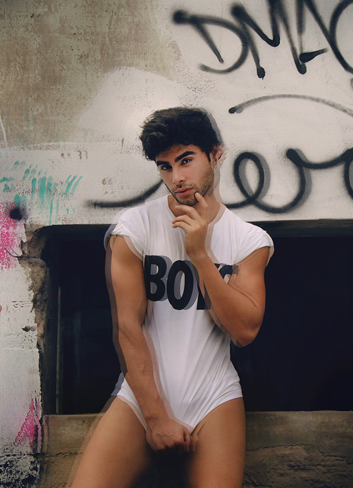 T-shirt by MARIA PROJECT