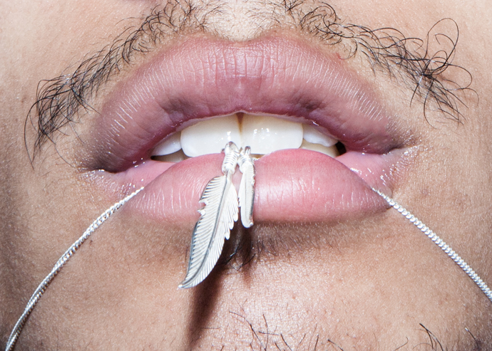 Teeth & chain close up