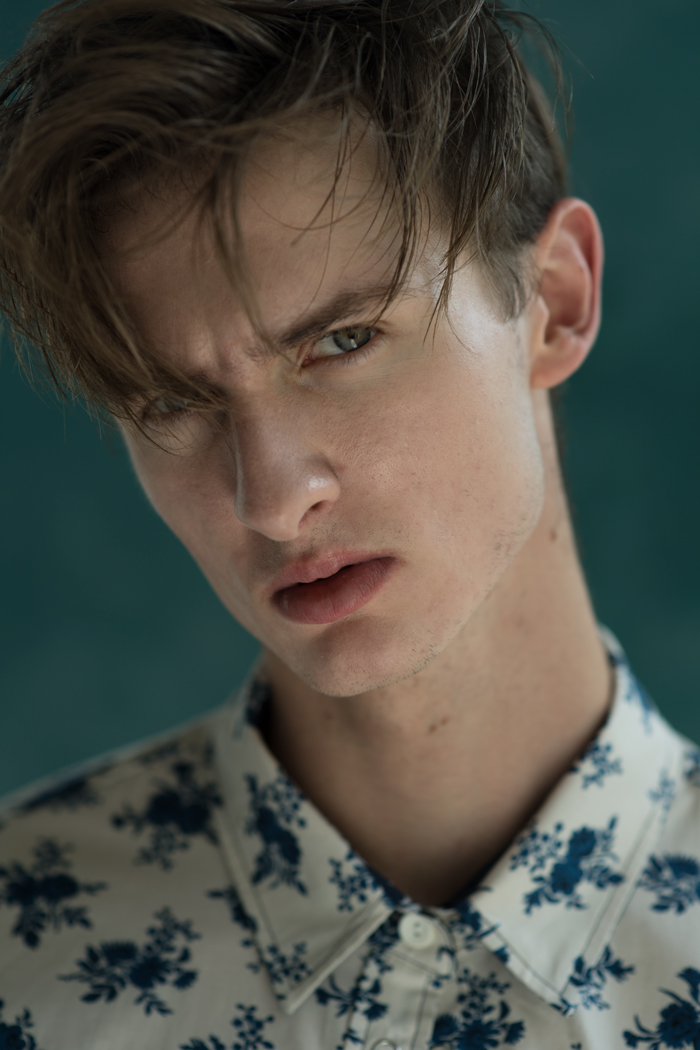 shirt: DK Damian Kretschmer/ Magazyn Wysoki