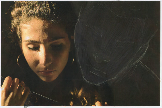 adele-absentia-2_mini