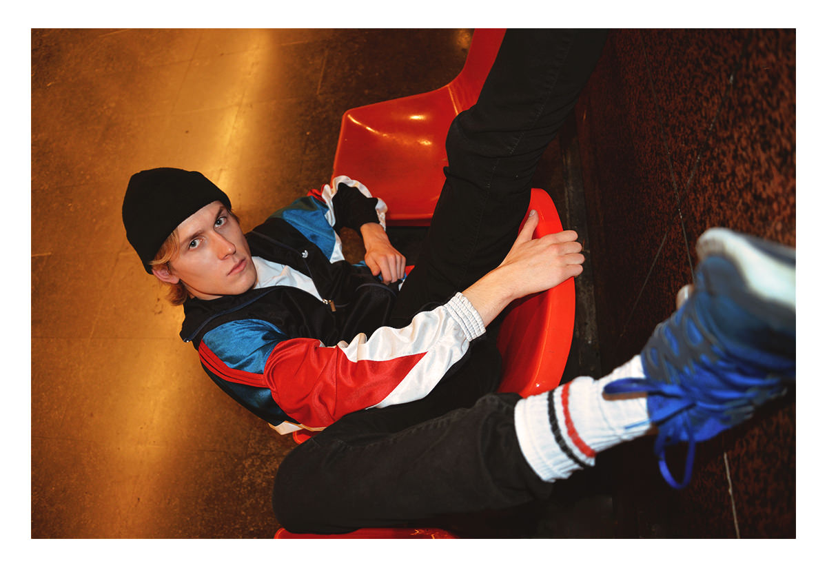 Shoes: Nike  Socks: Winny  Pant‘s: Levi’s Jacket: Adidas