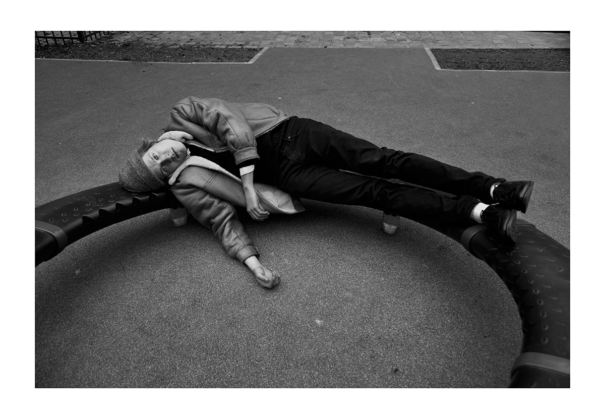 Shoes: Lacoste Jean: Edwins Hat: H&M Pull: Armand Thierry 