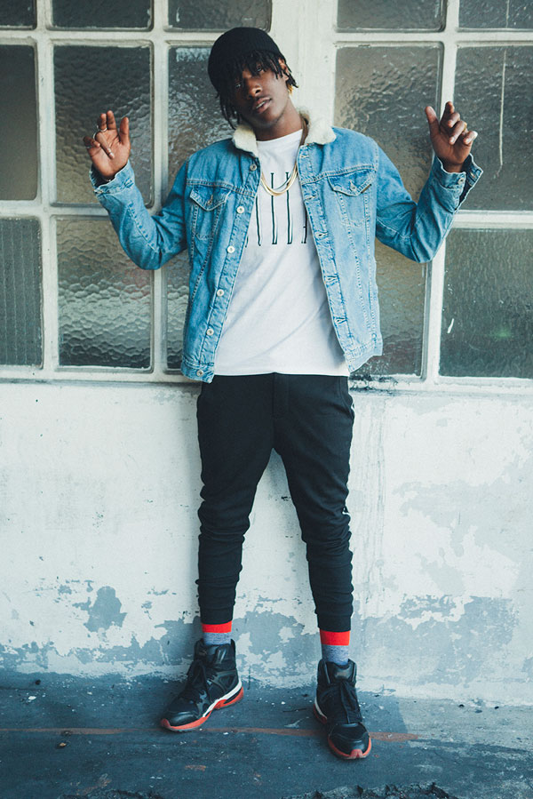 Jacket and trousers by Zara Tshirt by Soulland Beanie by Gap Necklaces and socks by H&M Sneakers by Nike