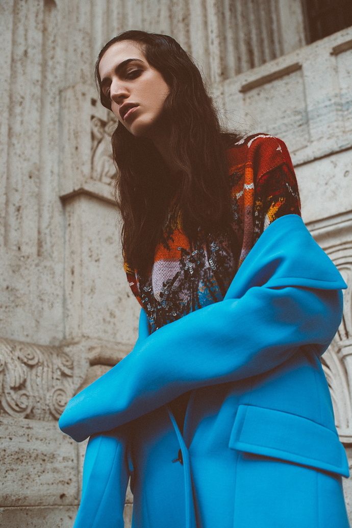 Jumper: N21 Coat: Marni