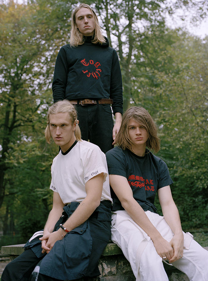 tops_diana_bobina_pants_carharrt_levis_lee_x_inan_mini