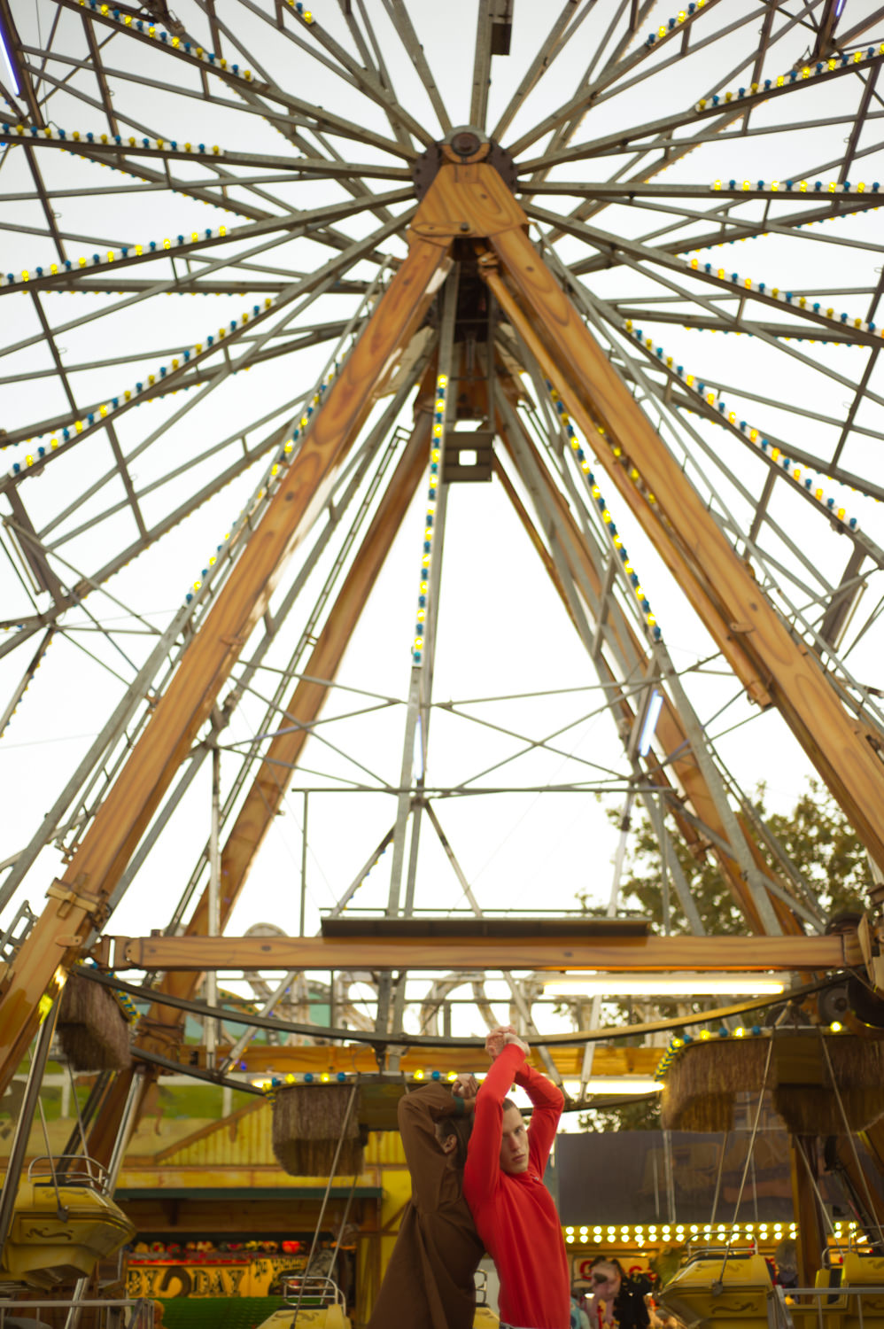 FRANCESCO: Raincoat: K-Way PIERRE: Sweatshirt: K-Way 