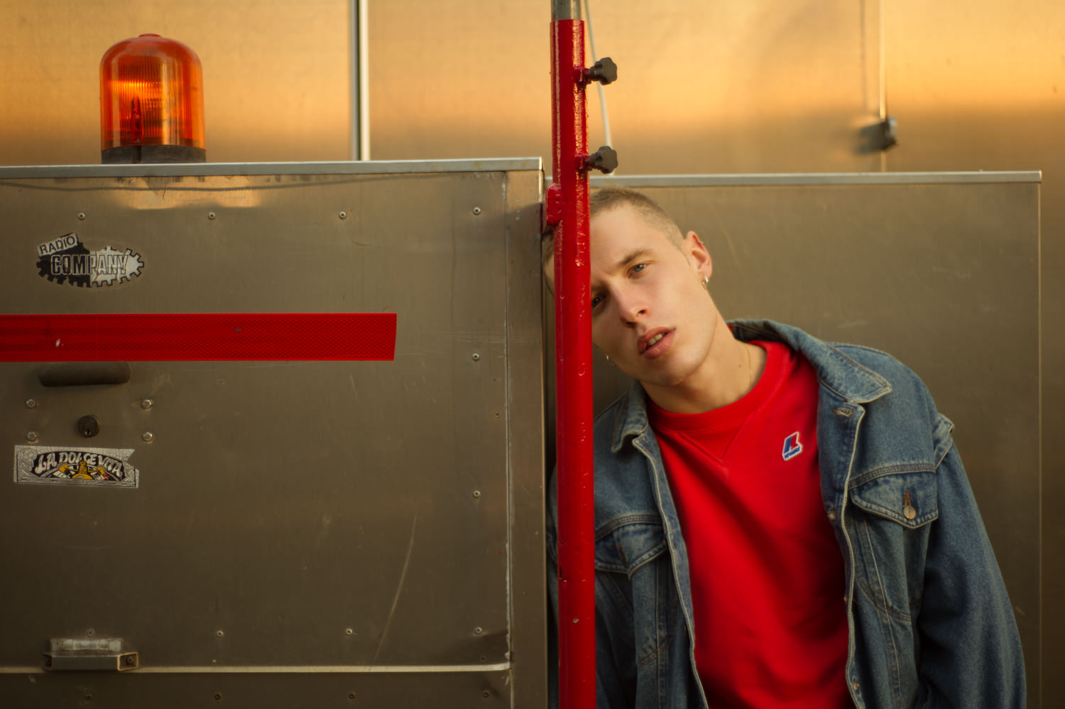 Sweatshirt: K-Way Jeans: Levi’s 