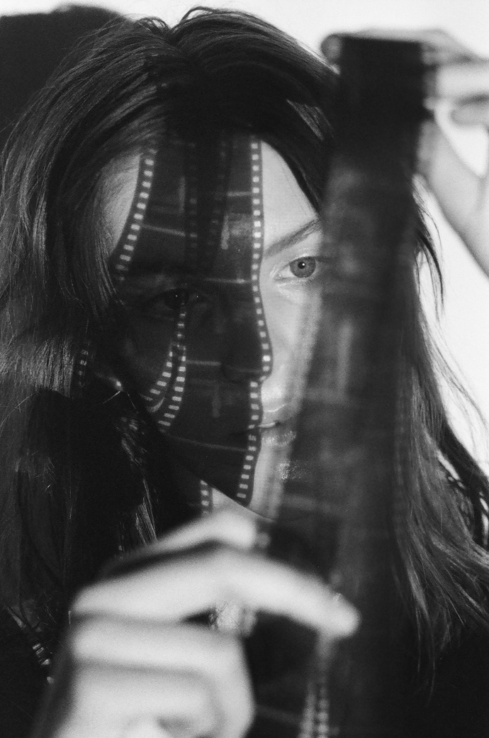 t-shirt Le Brand earing Anna Ławska 