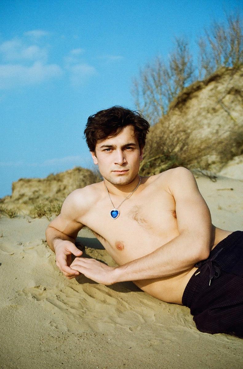 poster-boys-deconstructing-masculinity-with-joseph-wolfgang-ohlert-body-image-1479122269