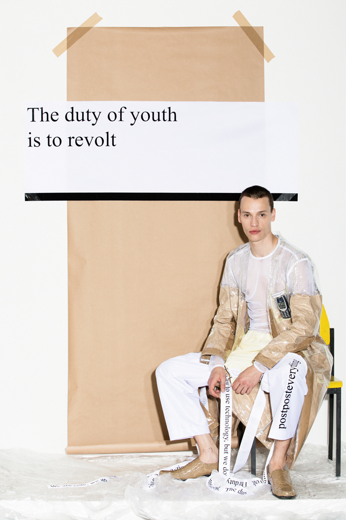 dutyofyouth_stiniroehrs_14