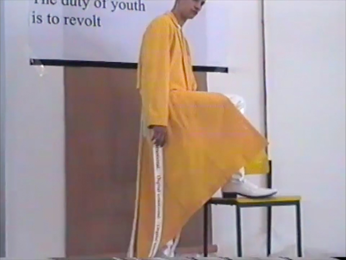 dutyofyouth_stiniroehrs_20