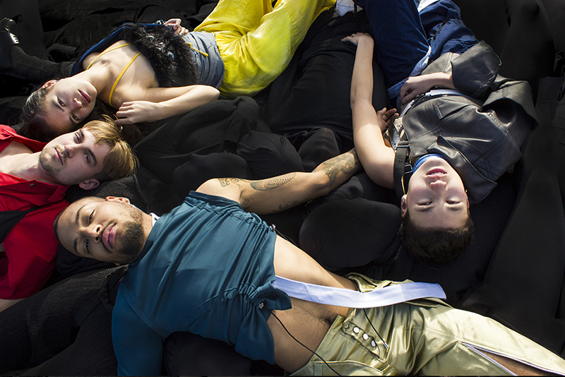 Left up Outfit 1: Top and Jacket by Alyssa Groeneveld] Trousers by Sanne Verkleij Middleleft: Top by Zara Asmail Bra by Laura Aanen Left under Top by Zara Asmail Scarf by Laura Aanen Trousers by Michelle Lievaart Right Jacket by Zara Asmail Scarf by Laura Aanen Trousers by Michelle Lievaart Trousers 2 by Alyssa Groeneveld