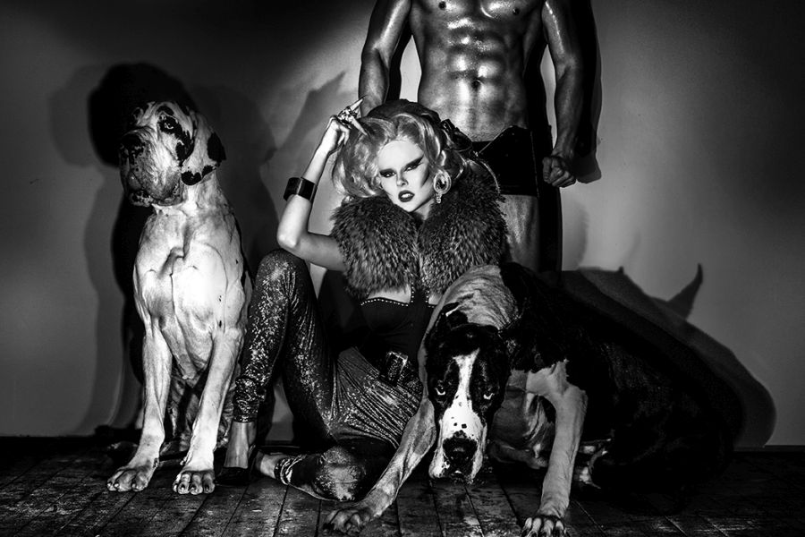 Neckpiece: Ólöf Sigríður Jóhannsdóttir in collaboration with Eggert Feldskeri Top: Alexander Wang Pants: Zadig & Voltaire Belt: Hildur Yeoman Shoes: Gucci Bracelet: JÖR By Guðmundur Jörundsson 